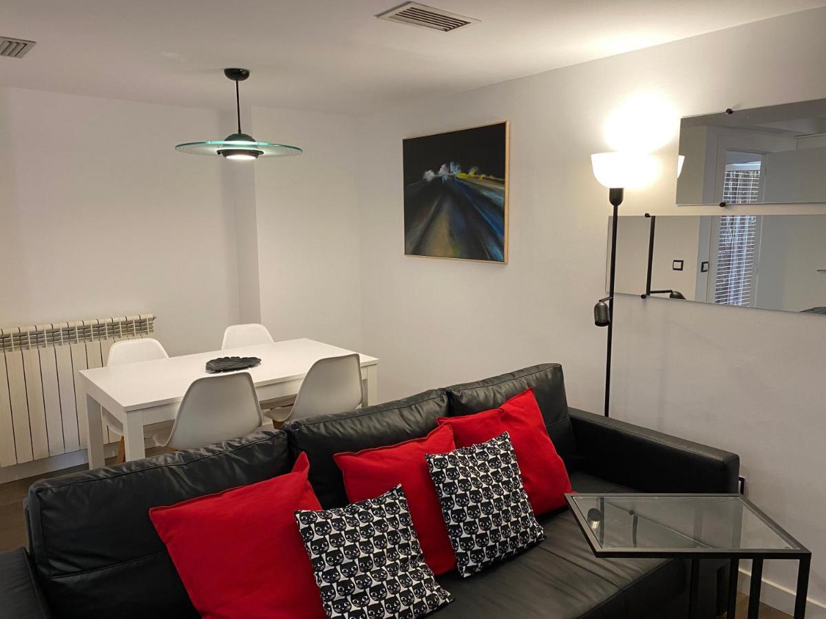 Lc Apartamentos Cesar Augusto Сарагоса Екстер'єр фото