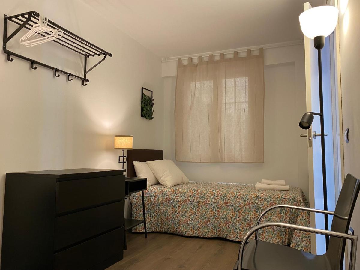 Lc Apartamentos Cesar Augusto Сарагоса Екстер'єр фото