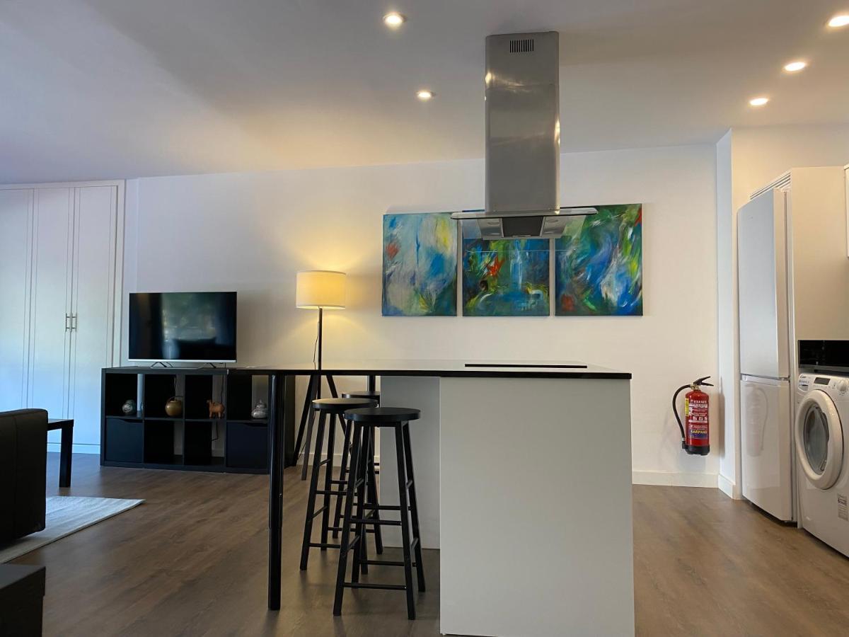 Lc Apartamentos Cesar Augusto Сарагоса Екстер'єр фото