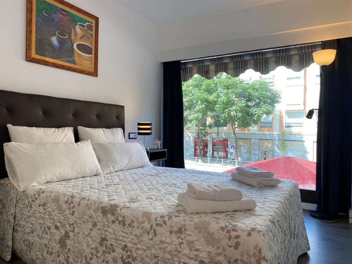 Lc Apartamentos Cesar Augusto Сарагоса Екстер'єр фото