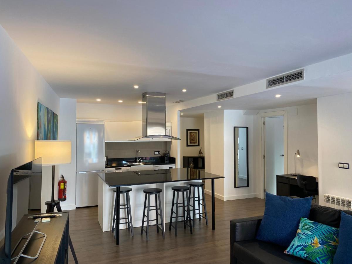 Lc Apartamentos Cesar Augusto Сарагоса Екстер'єр фото