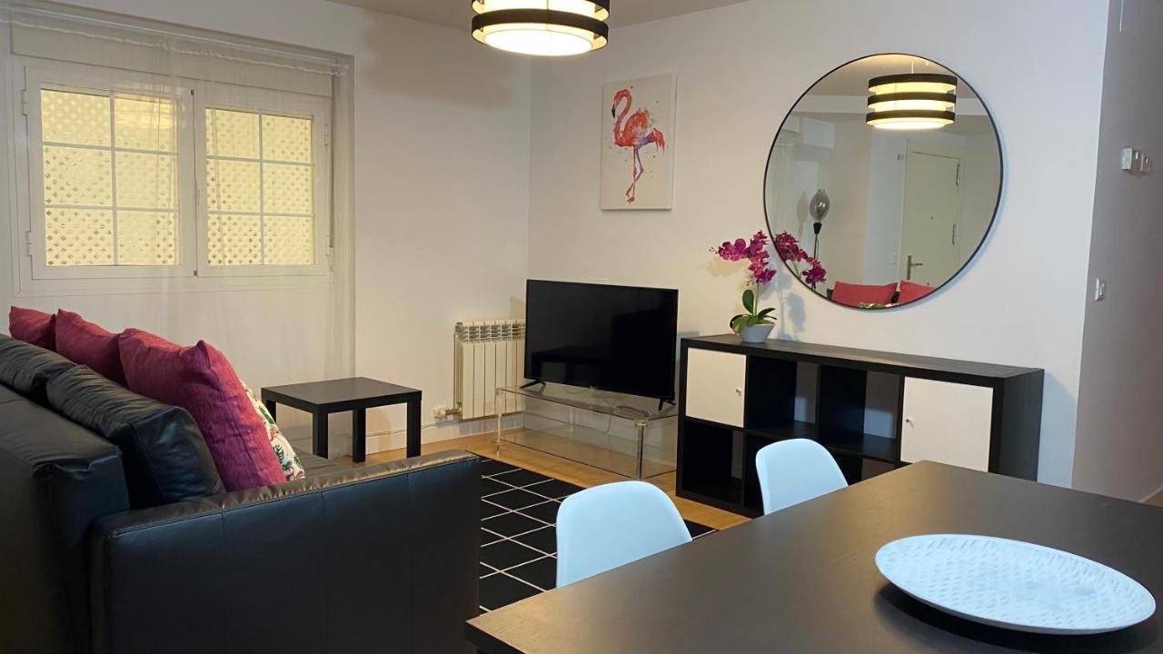 Lc Apartamentos Cesar Augusto Сарагоса Екстер'єр фото