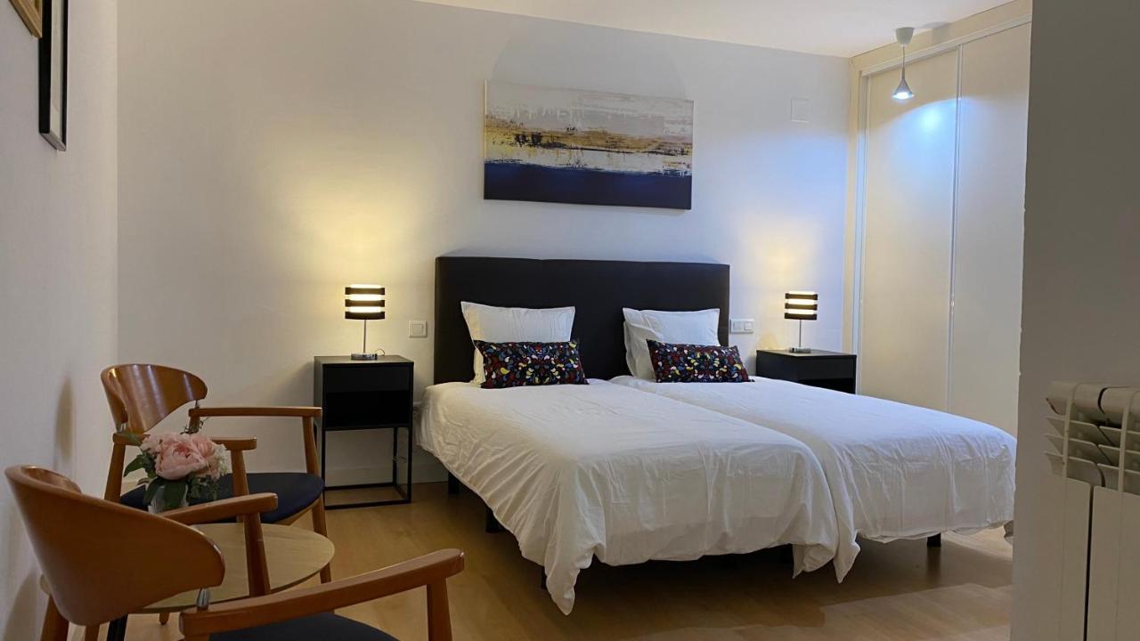 Lc Apartamentos Cesar Augusto Сарагоса Екстер'єр фото